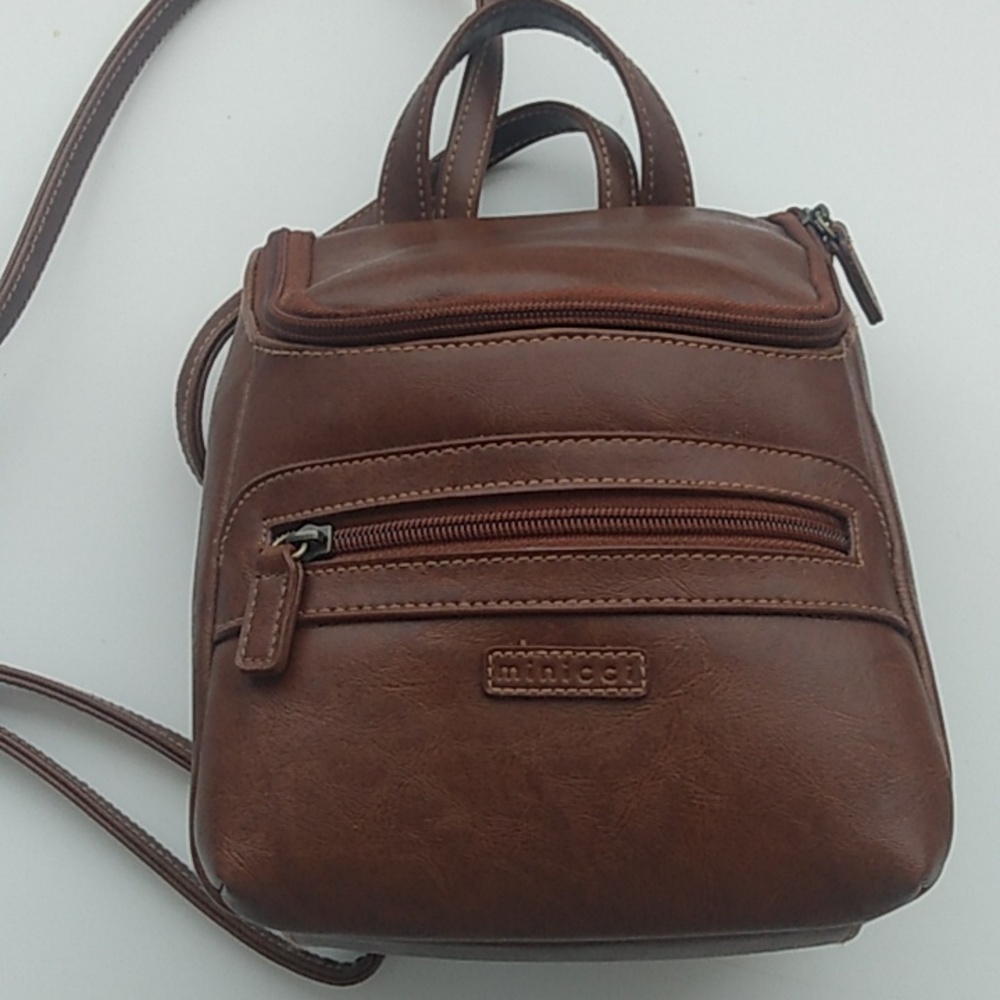 minicci backpack like new never used 8"tall 4"wide brown 🤎